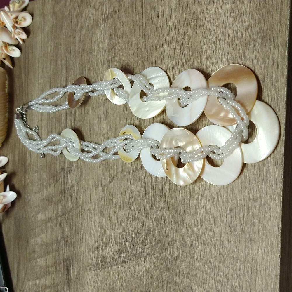 White/Ivory with Simulated 4 Strands Small Pearl Bead Statement Necklace